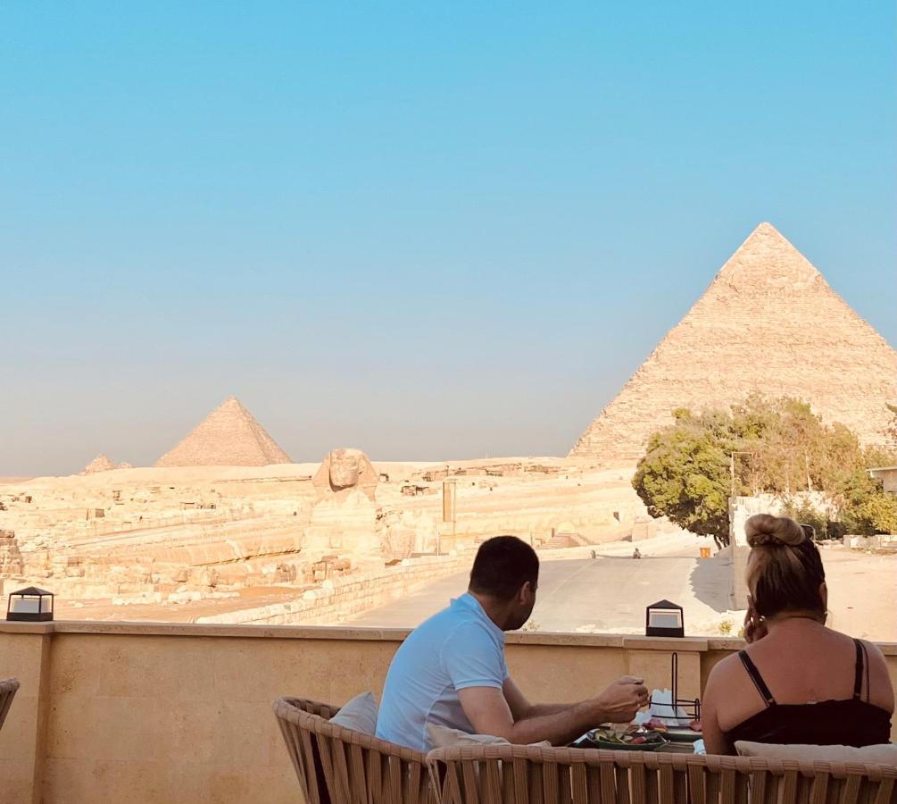 The Gate Hotel Front Pyramids & Sphinx View Kafrat al Jabal Exterior photo